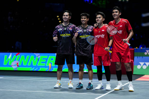 初中生羽毛球拍選購(gòu)攻略：4U和6U如何選擇更科學(xué)？