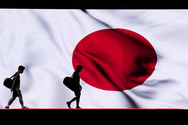 羽毛球拍重量對照表：從入門到高端，克數(shù)怎么選？