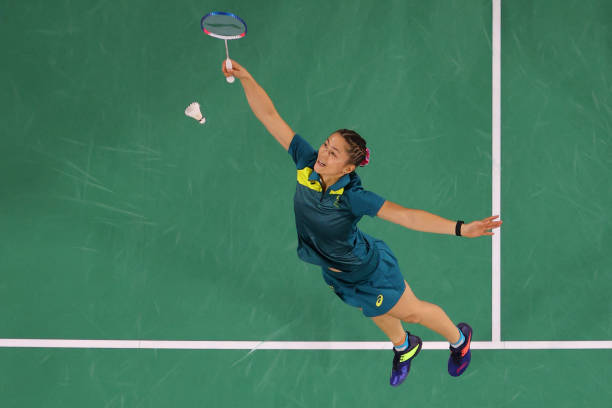 羽毛球場地分區(qū)圖解：前場、中場、后場的戰(zhàn)術(shù)運(yùn)用