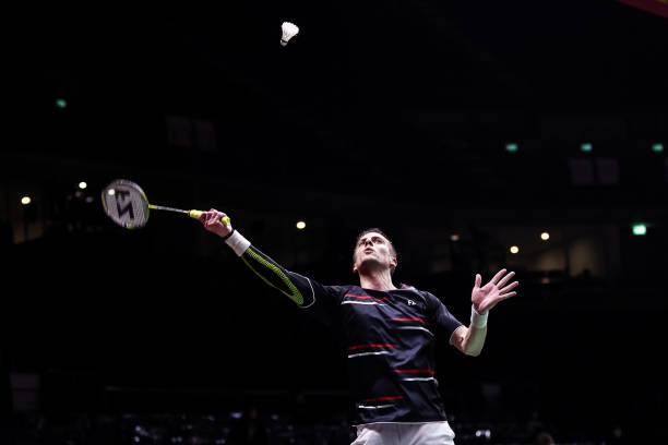 羽毛球場(chǎng)與排球場(chǎng)、籃球場(chǎng)的尺寸對(duì)比