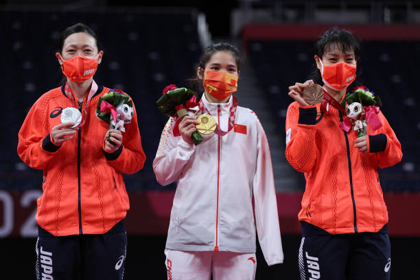 平價(jià)不踩雷！100元內(nèi)口碑羽毛球拍品牌TOP5