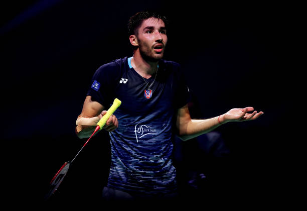 輕松上手！成人羽毛球入門第一課：基本步伐與移動(dòng)技巧