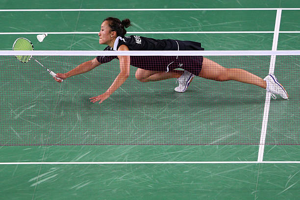 提升遠(yuǎn)距離傳球能力：腳背內(nèi)側(cè)踢高遠(yuǎn)球技巧解析