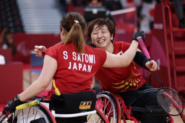 小學(xué)羽毛球比賽策劃與實施方案（含比賽規(guī)則）