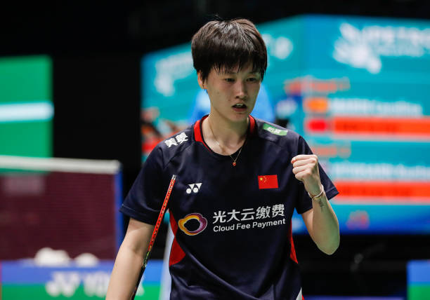 羽毛球場詳細尺寸圖:單打與雙打區(qū)域劃分