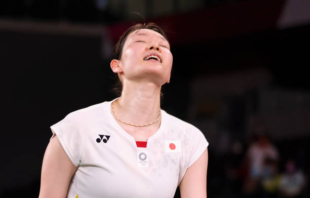 羽毛球分界：單打與雙打的場地規(guī)則詳解