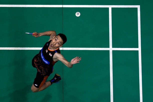 羽毛球場地長寬多少米？業(yè)余和專業(yè)比賽要求一樣嗎？