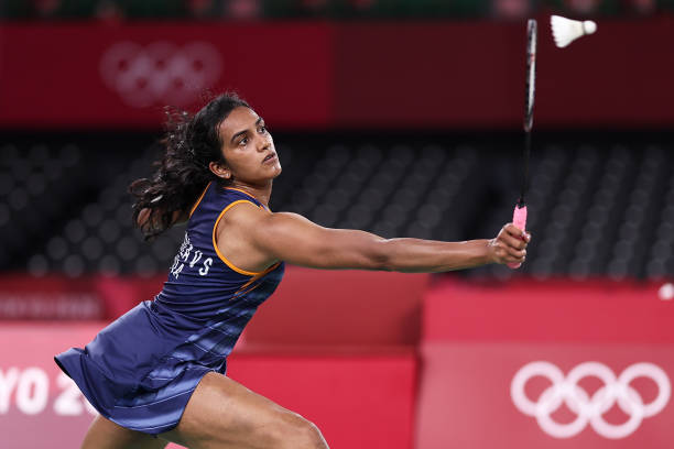 如何選擇耐用的羽毛球室外場地膠？關(guān)鍵因素揭秘