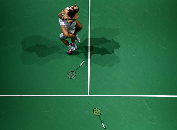 羽毛球提拉球慢動作分解：掌握正確揮拍軌跡