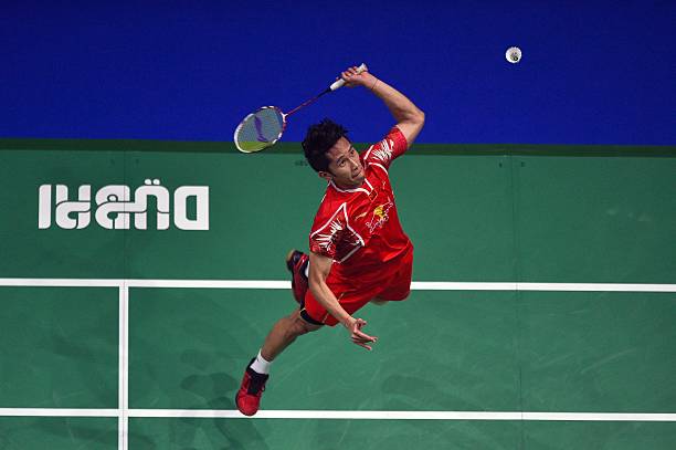 羽毛球發(fā)球常見錯誤糾正：10分鐘高效教學視頻