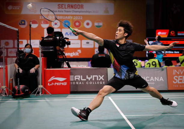 比賽必知！羽毛球發(fā)球過線規(guī)則及裁判判罰標準