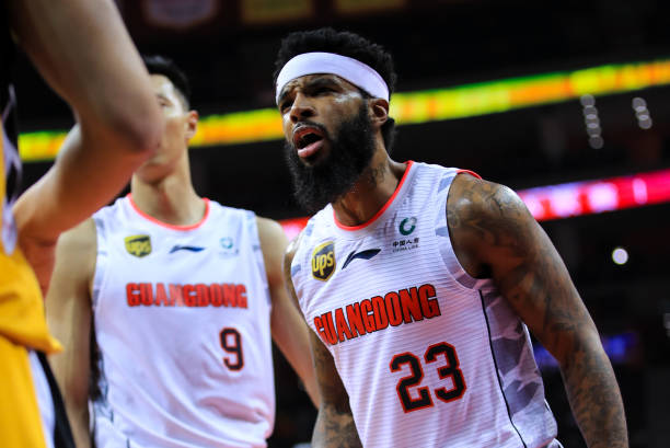 戰(zhàn)術(shù)板上的大腦：控衛(wèi)如何閱讀比賽并做出決策