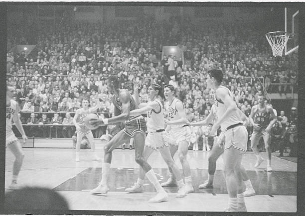 湖人管理層再出手，用未來(lái)選秀權(quán)換取即戰(zhàn)力鋒線