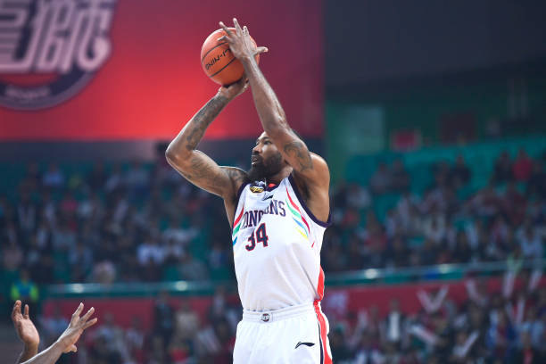 歷史最佳小前鋒之爭：詹姆斯vs伯德