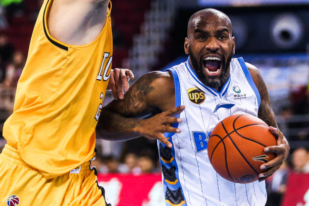 籃球解說天團(tuán)坐鎮(zhèn)jrs直播nba籃球tv，帶來專業(yè)賽事分析