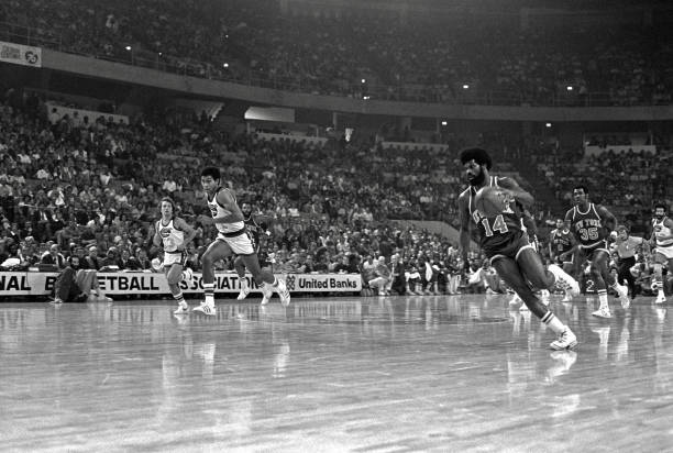 互動(dòng)投票：cba直播在線觀看高清55本場(chǎng)MVP你選誰？