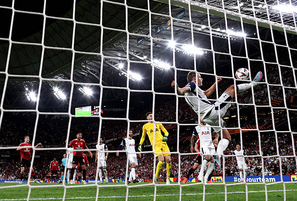 足球裁判必知：罰球點與球門線的正確測量方法