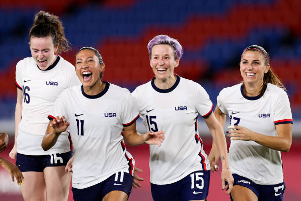 羅納爾多身高體重?cái)?shù)據(jù)揭秘：足球巨星的身體素質(zhì)分析