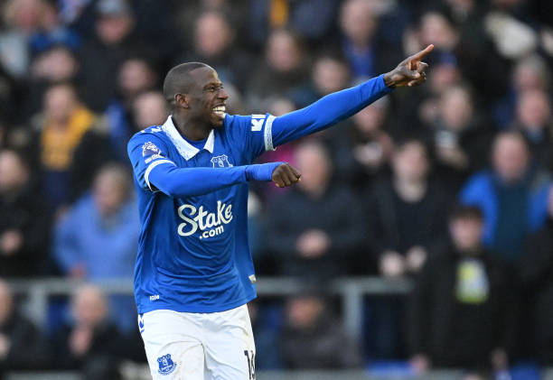 C羅驚天倒鉤點(diǎn)球，刷新足球歷史紀(jì)錄