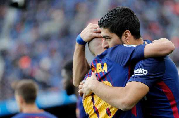 突破防守！帶球射門實戰(zhàn)技巧視頻教程