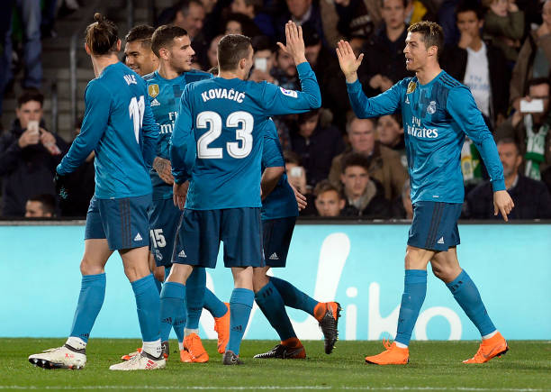 游戲定位球戰(zhàn)術(shù)導(dǎo)入方法：簡(jiǎn)單幾步提升球隊(duì)實(shí)力