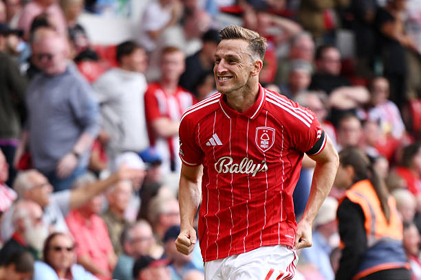 裁判的挑戰(zhàn)：如何在高壓下避免點(diǎn)球誤判？