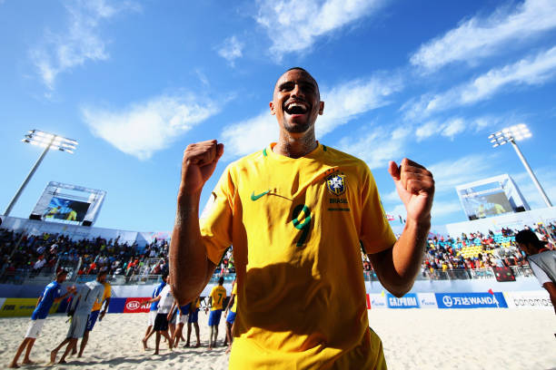 裁判必讀：2025足球競賽規(guī)則完整指南