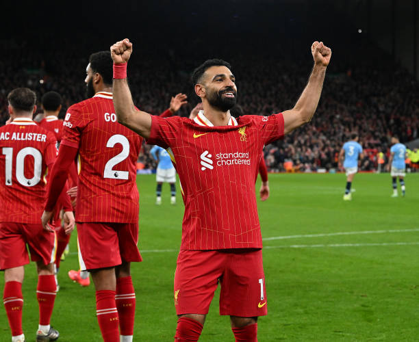 一鍵收藏！今晚足球賽事電視頻道及網(wǎng)絡(luò)直播平臺(tái)匯總