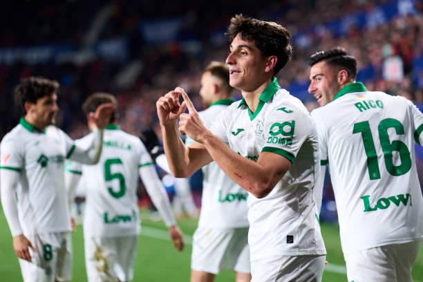 英超賽季精華：門將神撲與防守藝術(shù)集錦