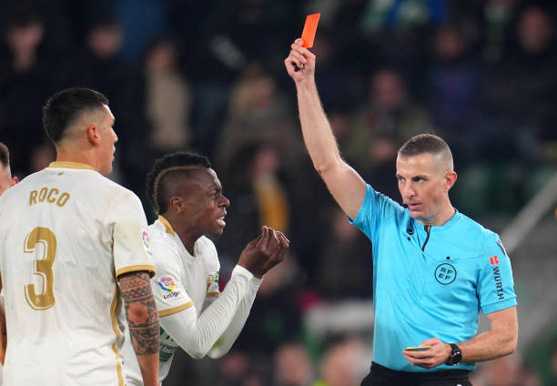 足壇助攻之王：數(shù)據(jù)背后的傳球智慧