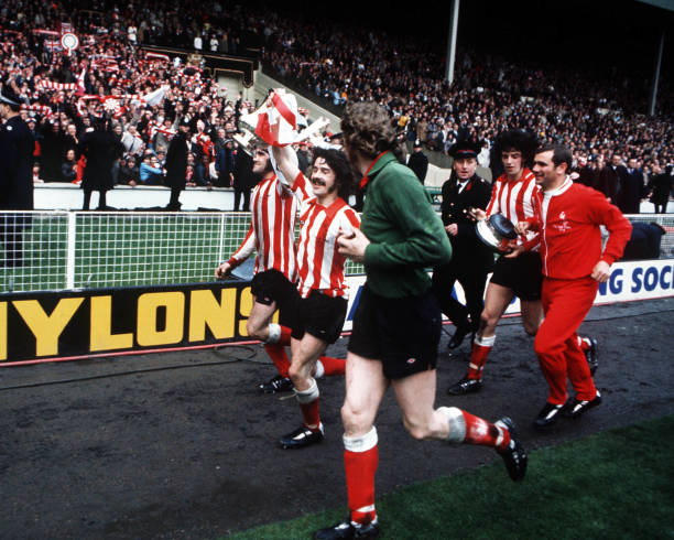 科學(xué)解析卡洛斯任意球：多少米是完美射程？