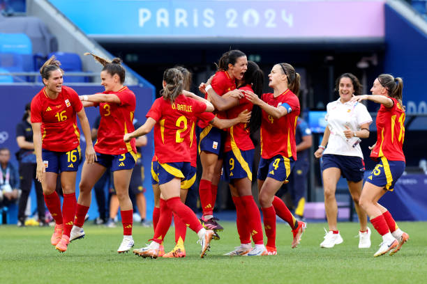 費利佩梅開二度，成都蓉城客場逆轉(zhuǎn)上海海港