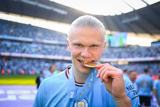 梅西的足球生涯：從阿根廷到巴薩再到巴黎