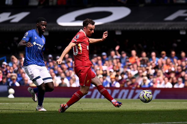 足球教科書(shū)：羅納爾多最令人驚嘆的5個(gè)過(guò)人瞬間