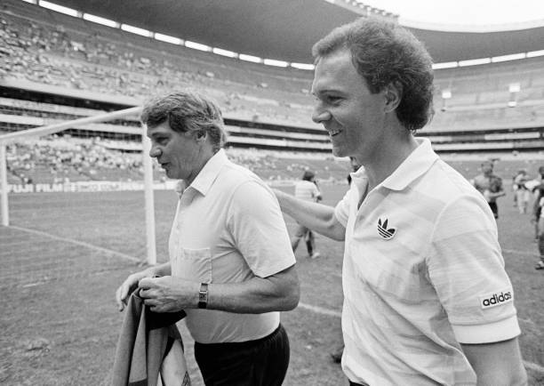 歐冠歷史經(jīng)典：皇馬vs曼聯(lián)3-4國語高清回放