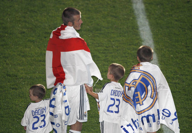 0203賽季歐冠分組回顧：哪些球隊最終突圍成功？