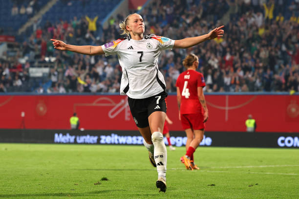 球員視角：罰點(diǎn)球時(shí)的心理壓力有多大？