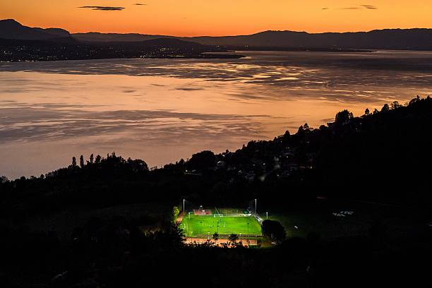 詹俊張路搭檔多年，歐冠決賽解說默契十足