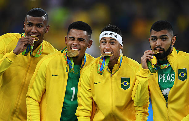 巴黎歐冠精彩對決！完整回放+戰(zhàn)術(shù)分析