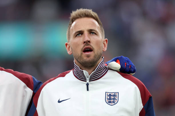 范巴斯滕的號碼傳承：從阿賈克斯到AC米蘭