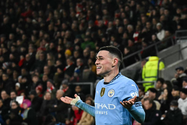 實(shí)時(shí)足球ds多人對(duì)戰(zhàn)模式詳解：戰(zhàn)術(shù)配合與競(jìng)技技巧