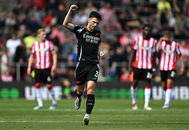 100分鐘專業(yè)射門訓(xùn)練視頻，全面提升你的射術(shù)！