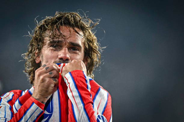 揭秘德甲冠軍獎盤：為何德國足球最高榮譽(yù)不是獎杯？