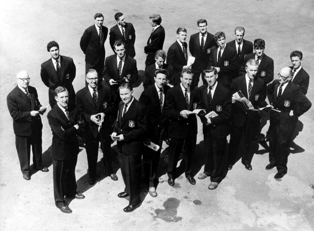 足球定位球全解析：定義、類型與實(shí)戰(zhàn)技巧