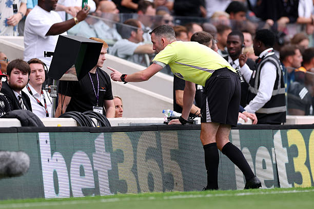 號碼背后的意義：解讀梅西巴薩10號球衣的足球文化