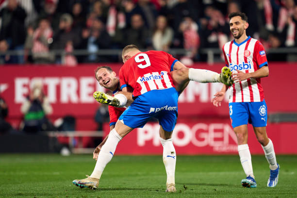 黑馬先下一城，傳統(tǒng)勁旅終場(chǎng)扳平比分