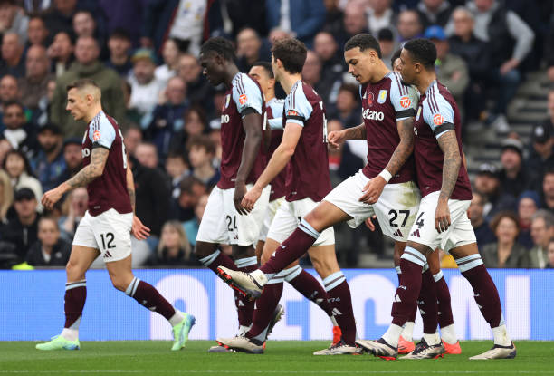 羅納爾多在哪些球隊(duì)留下了傳奇足跡？