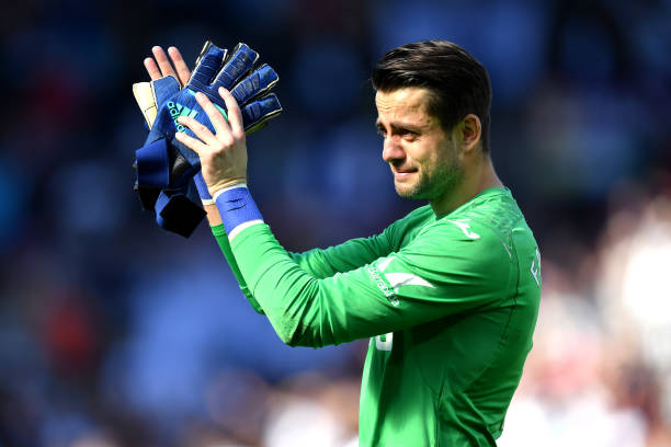 除了巴薩，梅西還效力過哪些俱樂部？