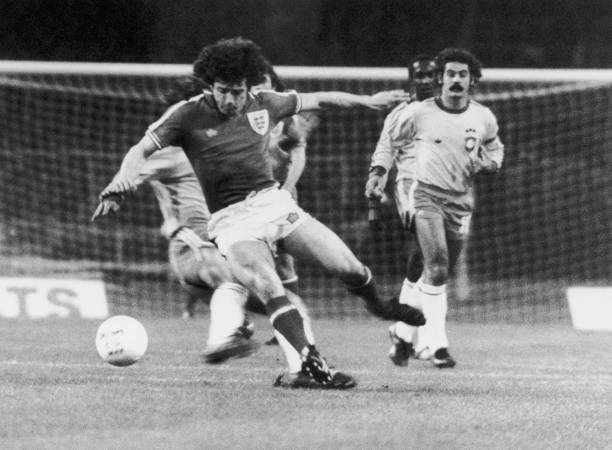 C羅長什么樣？從青澀少年到成熟球星的形象演變