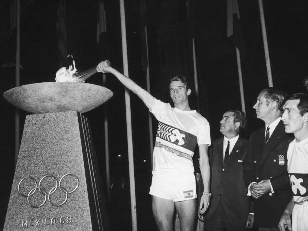 2024巴黎奧運會開幕式：璀璨光影中的藝術盛宴